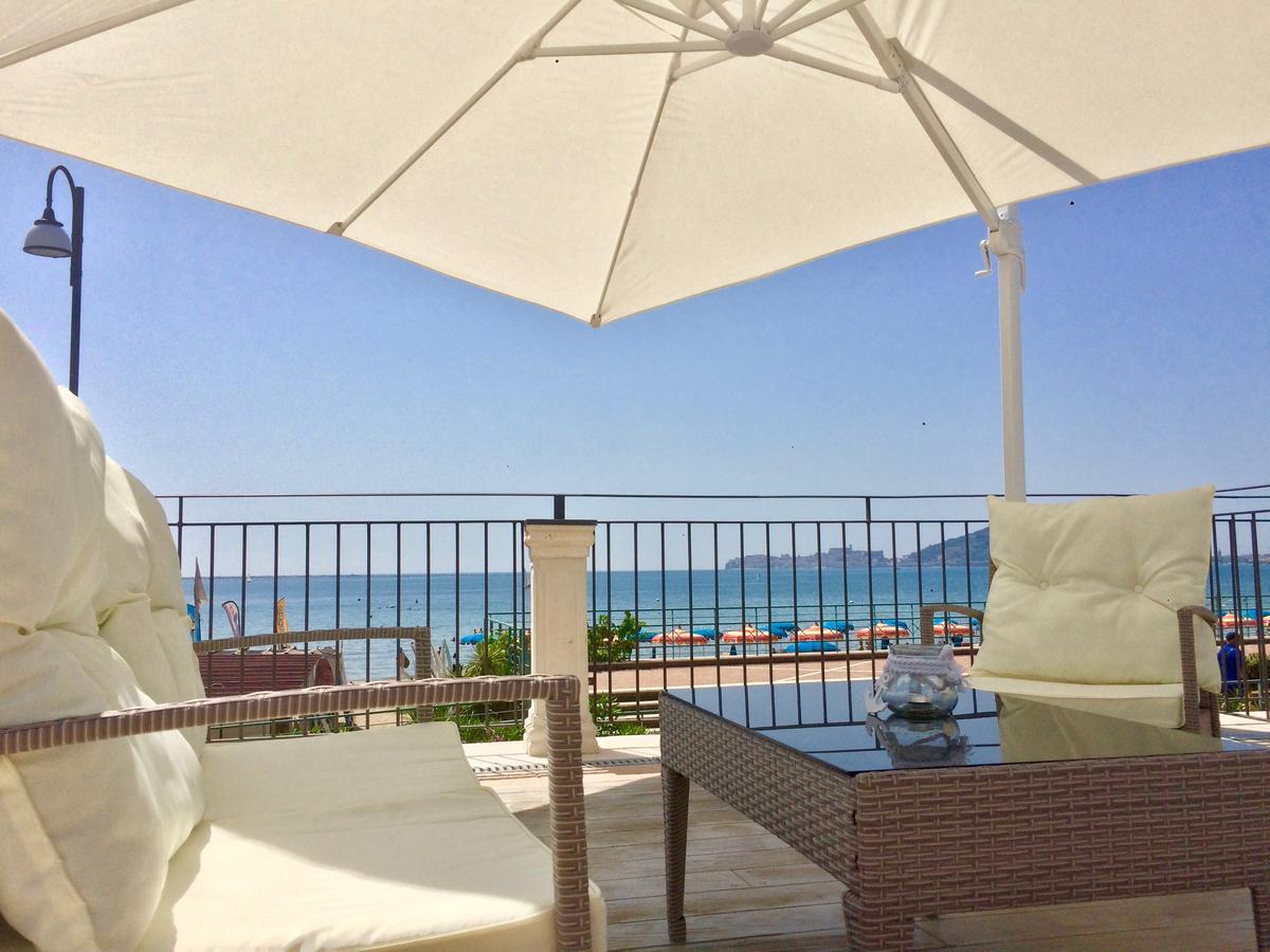 Klaton Beach Hotel فورميا المظهر الخارجي الصورة