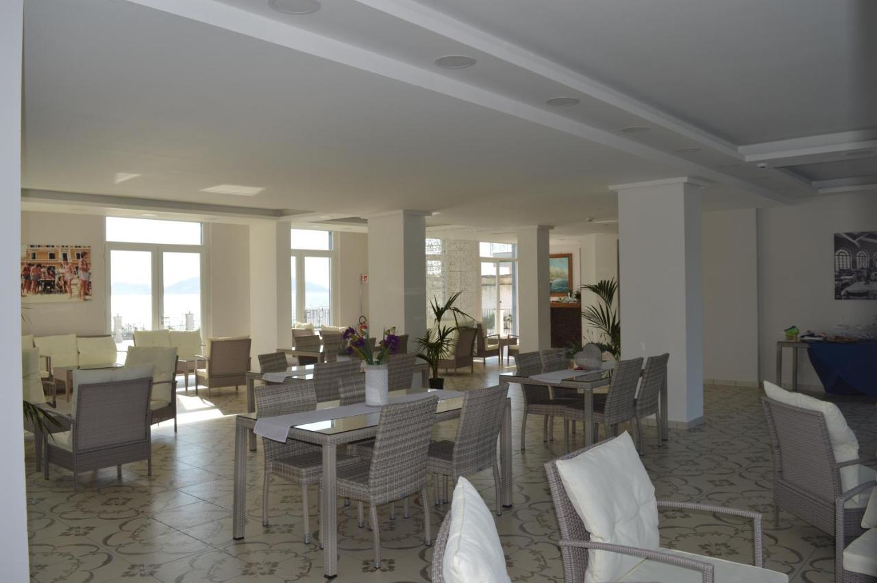 Klaton Beach Hotel فورميا المظهر الخارجي الصورة
